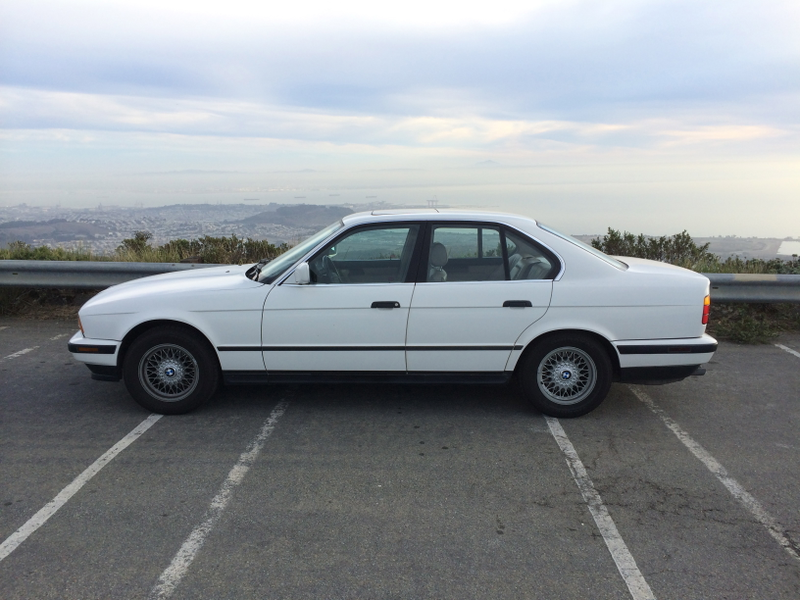 Illustration for article titled 1989 BMW 535i (E34): An Oppositelock Review
